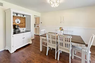 189 Hampton St, Cary, IL 60013 - Photo 7