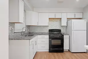 8156 Knox Ave, Skokie, IL 60076 - Photo 15