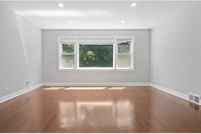 8156 Knox Avenue, Skokie, IL 60076 - Photo 3