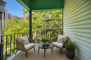3717 N Pine Grove Ave, Chicago, IL 60613 - Photo 41