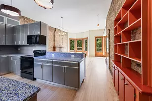 3717 N Pine Grove Ave, Chicago, IL 60613 - Photo 15