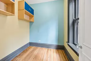 3717 N Pine Grove Ave, Chicago, IL 60613 - Photo 31