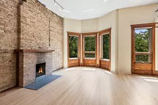3717 N Pine Grove Ave, Chicago, IL 60613 - Photo 5