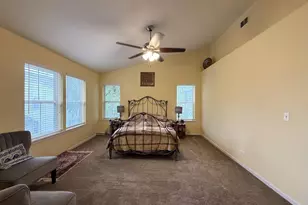 2871 Falling Waters Ln, Lindenhurst, IL 60046 - Photo 13
