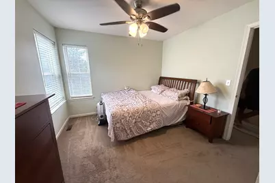 2871 Falling Waters Lane, Lindenhurst, IL 60046 - Photo 31