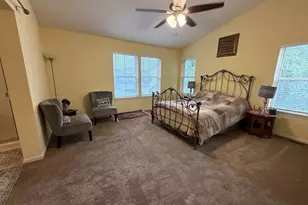 2871 Falling Waters Ln, Lindenhurst, IL 60046 - Photo 17