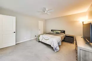 1207 W Thomas St, Arlington Heights, IL 60004 - Photo 17