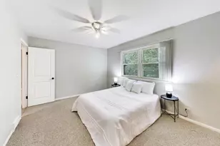 1207 W Thomas St, Arlington Heights, IL 60004 - Photo 23