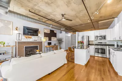 933 W Van Buren Street #326, Chicago, IL 60607 - Photo 11