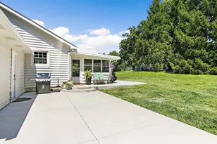 37W384 Ronsu Ln, Saint Charles, IL 60175 - Photo 29
