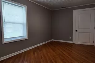 221 Central Ave, Genoa, IL 60135 - Photo 27
