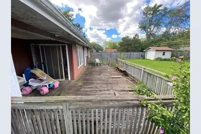 1530 Hassell Road, Hoffman Estates, IL 60169 - Photo 7