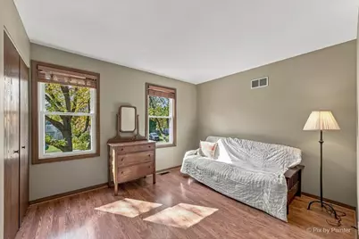 1253 Evergreen Drive, Carol Stream, IL 60188 - Photo 11