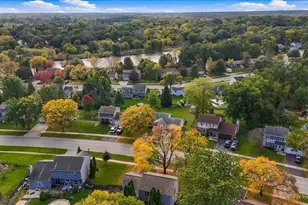 1253 Evergreen Dr, Carol Stream, IL 60188 - Photo 29