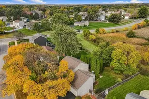 1253 Evergreen Dr, Carol Stream, IL 60188 - Photo 27