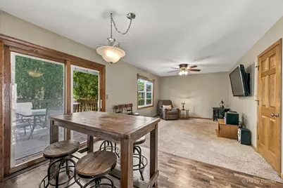 1253 Evergreen Drive, Carol Stream, IL 60188 - Photo 21