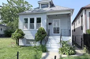 1426 W 112th Pl, Chicago, IL 60643 - Photo 1