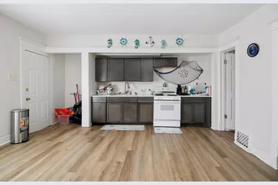 605 N Dearborn Avenue, Kankakee, IL 60901 - Photo 3