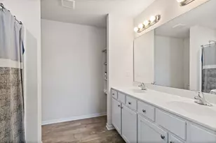 4517 Squaw Vly Dr, Loves Park, IL 61111 - Photo 11
