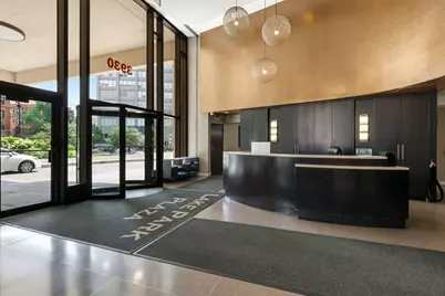 3930 N Pine Grove Avenue #909, Chicago, IL 60613 - Photo 3