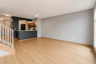 1052 Ripple Ridge, Darien, IL 60561 - Photo 5