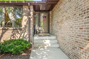 1130 Fox Chase Ln, Rockford, IL 61107 - Photo 5