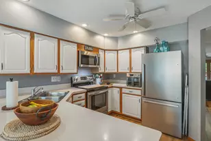1130 Fox Chase Ln, Rockford, IL 61107 - Photo 15
