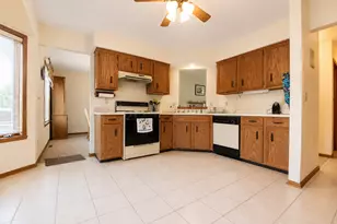 6977 N Alpine Dr, Byron, IL 61010 - Photo 19