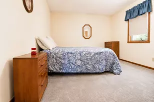 6977 N Alpine Dr, Byron, IL 61010 - Photo 25