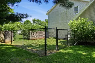 6977 N Alpine Dr, Byron, IL 61010 - Photo 13