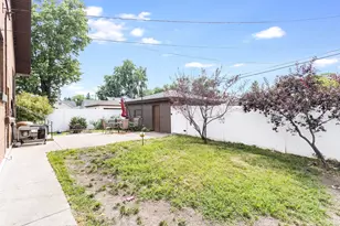 421 N William St, Joliet, IL 60435 - Photo 23