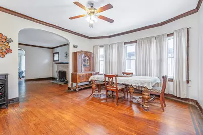 421 N William Street, Joliet, IL 60435 - Photo 5