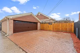 1838 N 77th Ct, Elmwood Park, IL 60707 - Photo 17
