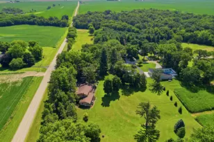 8178 Oakville Rd, Mount Carroll, IL 61053 - Photo 17