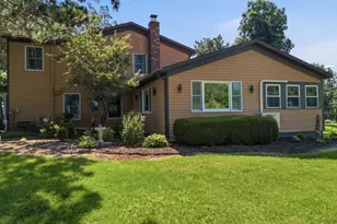 8178 Oakville Rd, Mount Carroll, IL 61053 - Photo 5