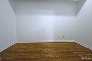1111 W 15th St, Chicago, IL 60608 - Photo 17