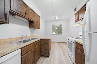 13913 Laramie Avenue #112, Crestwood, IL 60418 - Photo 7