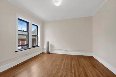 2439 W Birchwood Street #1W, Chicago, IL 60645 - Photo 13