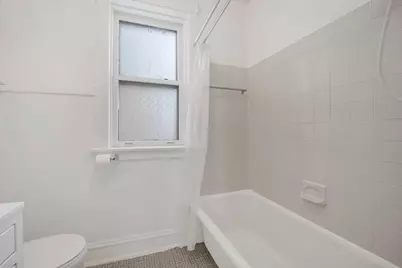 2439 W Birchwood Street #1W, Chicago, IL 60645 - Photo 15