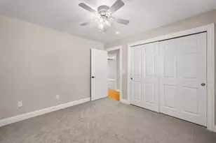 725 N Vista Dr, Algonquin, IL 60102 - Photo 19