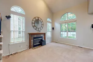 1237 Cranbrook Dr, Schaumburg, IL 60193 - Photo 5