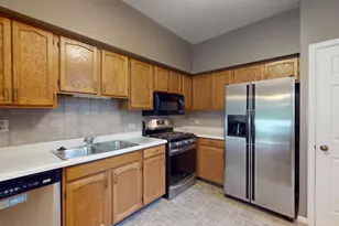 1237 Cranbrook Dr, Schaumburg, IL 60193 - Photo 13