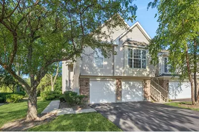 2713 S Embers Lane, Arlington Heights, IL 60005 - Photo 1