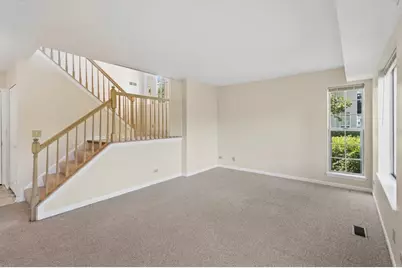 2713 S Embers Lane, Arlington Heights, IL 60005 - Photo 13