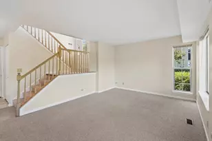 2713 S Embers Ln, Arlington Heights, IL 60005 - Photo 13