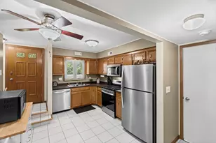 237 N Walnut St, Bensenville, IL 60106 - Photo 5