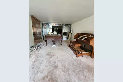 6723 S Euclid Avenue, Chicago, IL 60649 - Photo 9