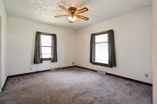 1010 Main St, Erie, IL 61250 - Photo 5