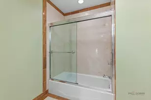 312 Camargo Ct, Vernon Hills, IL 60061 - Photo 39