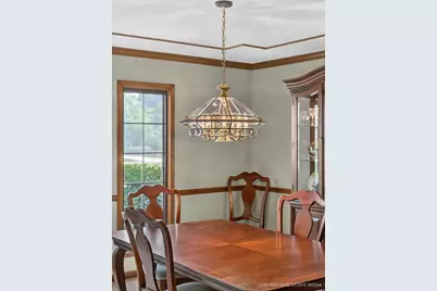 425 Brentwood Court, Roselle, IL 60172 - Photo 9